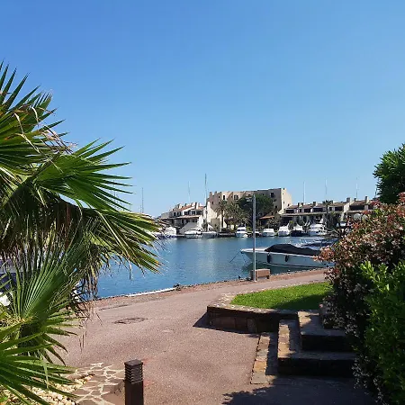 Magnifique 2 Pieces Vue Port Et *