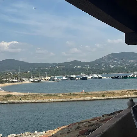 Magnifique 2 Pieces Vue Port Et קוגולין