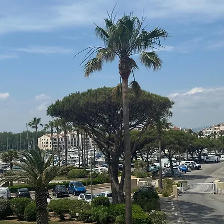 דירה Magnifique 2 Pieces Vue Port Et